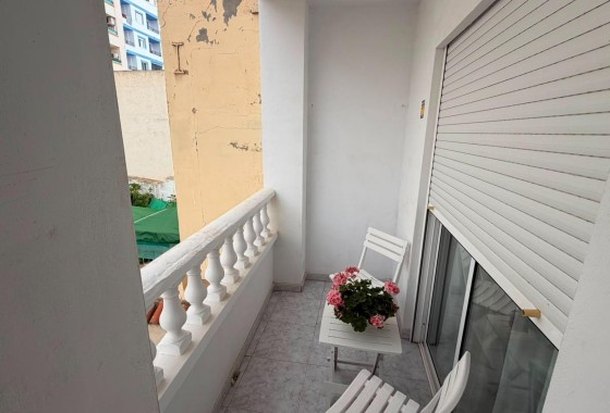 Wiederverkauf - Wohnung / Apartment -
Torrevieja