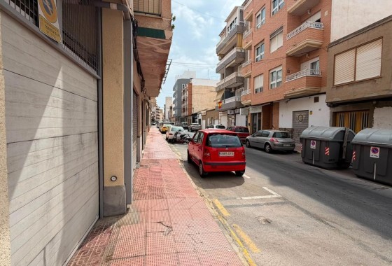 Wiederverkauf - Wohnung / Apartment -
Torrevieja