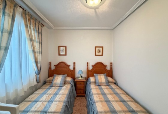 Wiederverkauf - Wohnung / Apartment -
Torrevieja - Playa del Cura