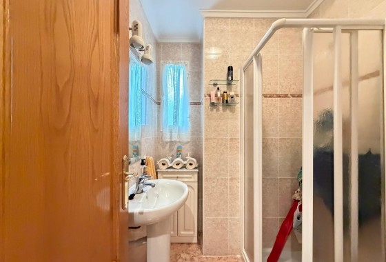 Wiederverkauf - Wohnung / Apartment -
Torrevieja - Playa del Cura
