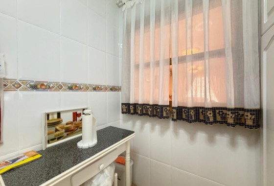 Wiederverkauf - Wohnung / Apartment -
Torrevieja - Playa del Cura