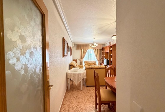 Wiederverkauf - Wohnung / Apartment -
Torrevieja - Playa del Cura