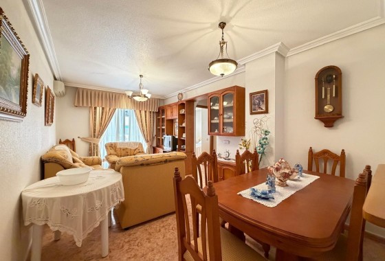 Wiederverkauf - Wohnung / Apartment -
Torrevieja - Playa del Cura