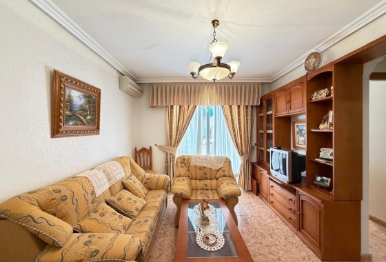 Wiederverkauf - Wohnung / Apartment -
Torrevieja - Playa del Cura