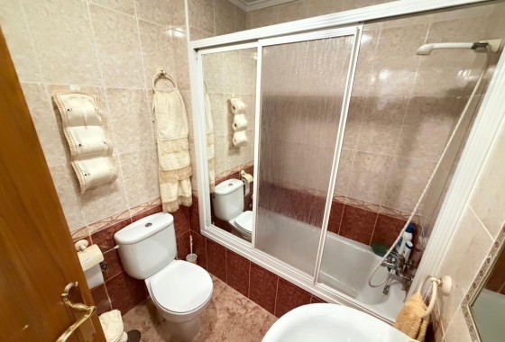 Wiederverkauf - Wohnung / Apartment -
Torrevieja - Playa del Cura