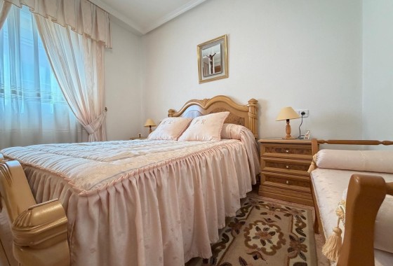 Wiederverkauf - Wohnung / Apartment -
Torrevieja - Playa del Cura
