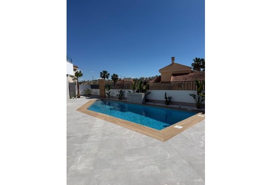 Venta - Chalet Independiente -
Ciudad Quesada - Rojales - La Marquesa Golf
