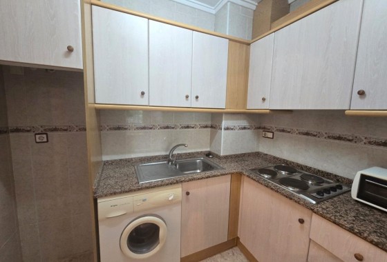 Sprzedaż - Apartament / Mieszkanie -
Torrevieja