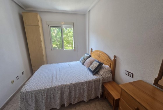 Sprzedaż - Apartament / Mieszkanie -
Torrevieja