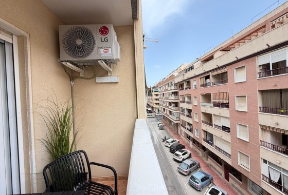 Wiederverkauf - Wohnung / Apartment -
Torrevieja - Parque de las Naciones
