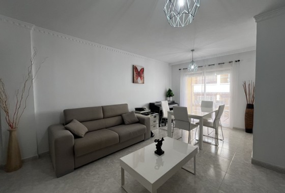 Revente - Appartement -
Algorfa