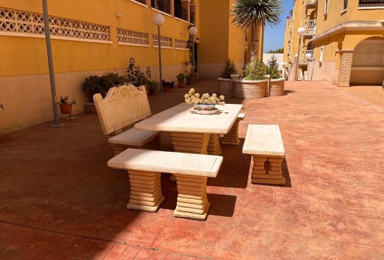 Herverkoop - Appartement / Flat -
Algorfa - Pueblo