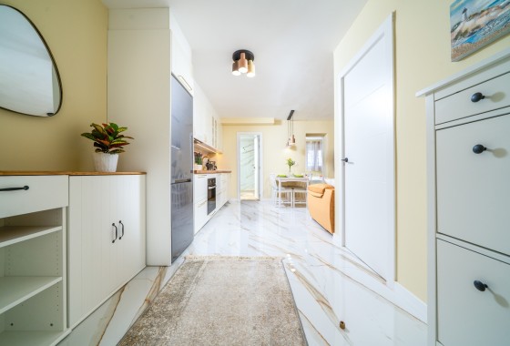 Resale - Apartment / Flat -
Torrevieja - La veleta