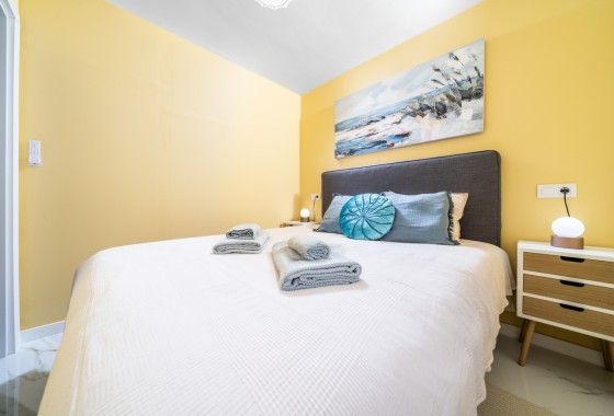 Resale - Apartment / Flat -
Torrevieja - La veleta