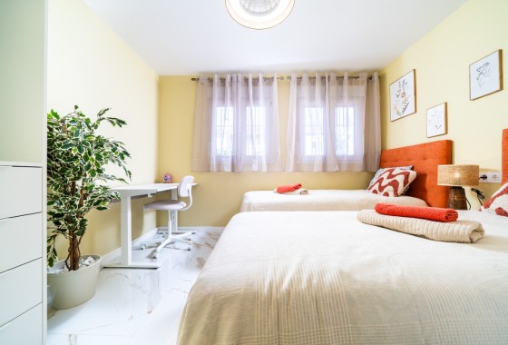 Resale - Apartment / Flat -
Torrevieja - La veleta