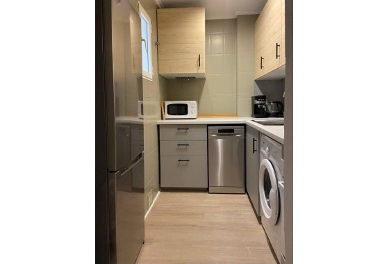Herverkoop - Appartement / Flat -
Torrevieja - Playa del Cura