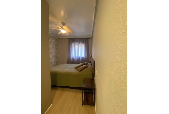 Herverkoop - Appartement / Flat -
Torrevieja - Playa del Cura