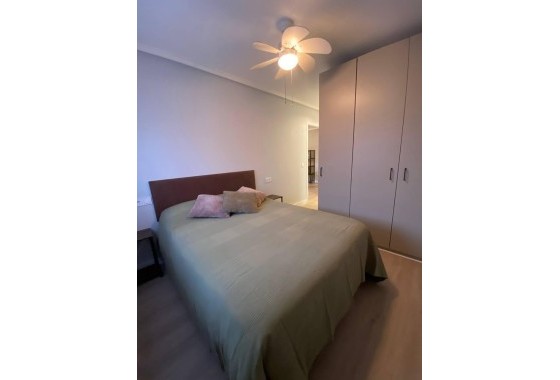 Herverkoop - Appartement / Flat -
Torrevieja - Playa del Cura