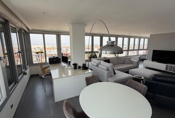 Resale - Apartment / Flat -
Torrevieja - Acequion