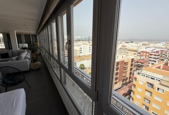 Resale - Apartment / Flat -
Torrevieja - Acequion