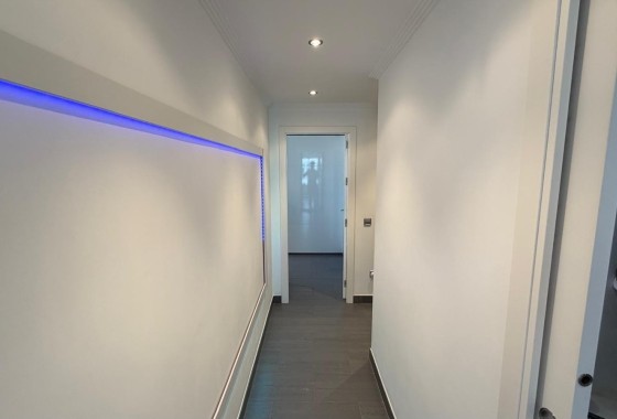 Resale - Apartment / Flat -
Torrevieja - Acequion