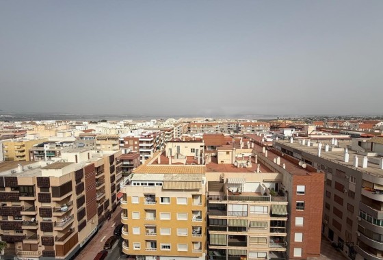 Resale - Apartment / Flat -
Torrevieja - Acequion