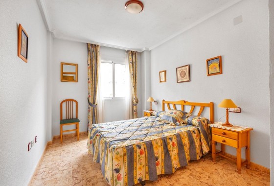 Wiederverkauf - Wohnung / Apartment -
Torrevieja - Playa del Cura