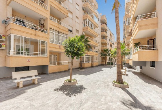 Wiederverkauf - Wohnung / Apartment -
Torrevieja - Playa del Cura