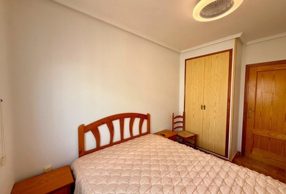 Herverkoop - Appartement / Flat -
Torrevieja - Playa del Cura