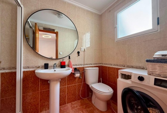 Herverkoop - Appartement / Flat -
Torrevieja - Playa del Cura