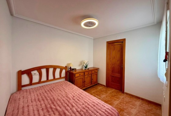Herverkoop - Appartement / Flat -
Torrevieja - Playa del Cura