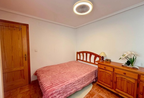 Herverkoop - Appartement / Flat -
Torrevieja - Playa del Cura