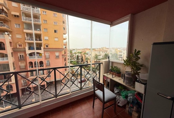 Herverkoop - Appartement / Flat -
Torrevieja - Playa de los Locos