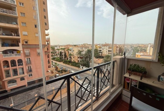 Herverkoop - Appartement / Flat -
Torrevieja - Playa de los Locos