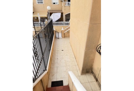 Revente - Appartement -
Torrevieja