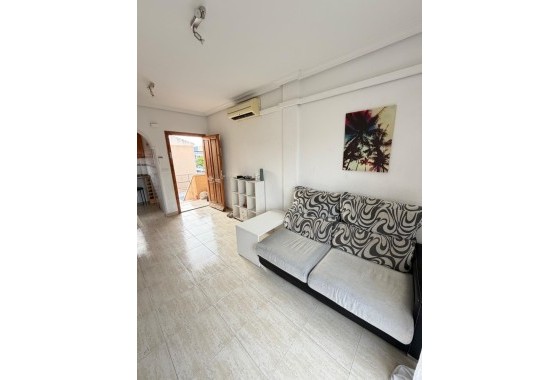 Revente - Appartement -
Torrevieja