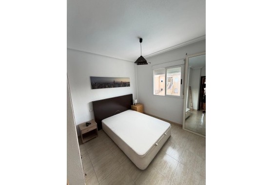 Revente - Appartement -
Torrevieja