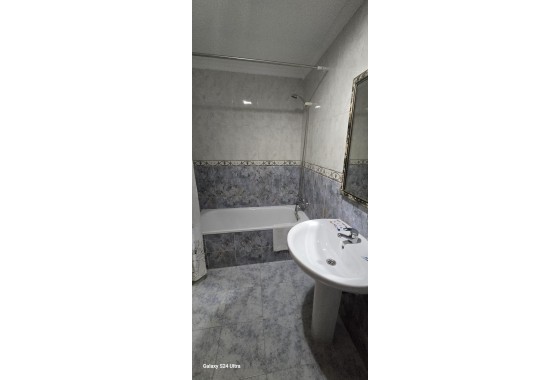 Herverkoop - Appartement / Flat -
Torrevieja - Parque de las Naciones
