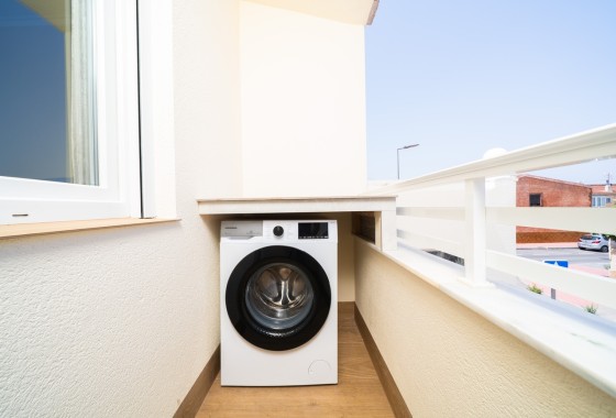 Revente - Appartement -
Torrevieja - La veleta