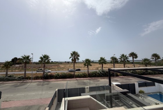 Herverkoop - Vrijstaande Villa -
Ciudad Quesada - Rojales - Pueblo Bravo