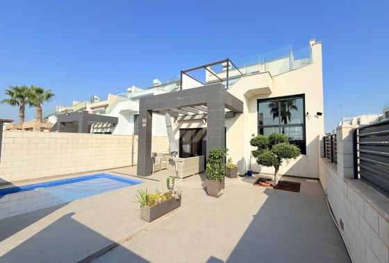 Herverkoop - Vrijstaande Villa -
Ciudad Quesada - Rojales - Pueblo Bravo
