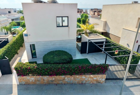 Herverkoop - Vrijstaande villa -
Los Montesinos - Los Montesinos - Urb. La Herrada