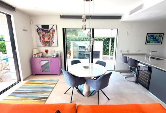 Herverkoop - Vrijstaande villa -
Los Montesinos - Los Montesinos - Urb. La Herrada