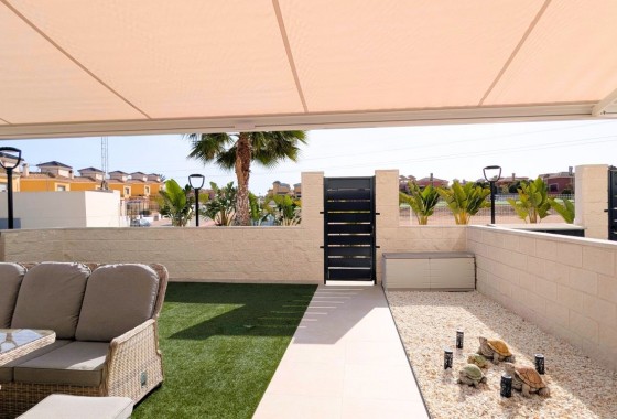Resale - Apartment / Flat -
Lo Crispin