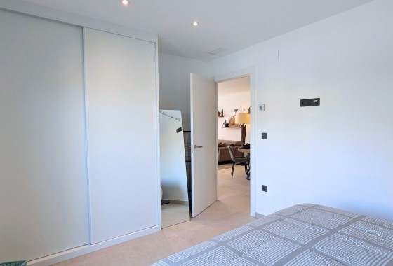 Resale - Apartment / Flat -
Lo Crispin