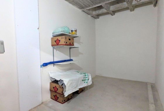 Resale - Apartment / Flat -
Lo Crispin