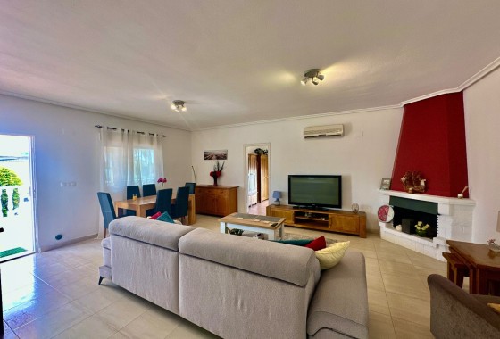 Resale - Finca - Country Property -
Catral