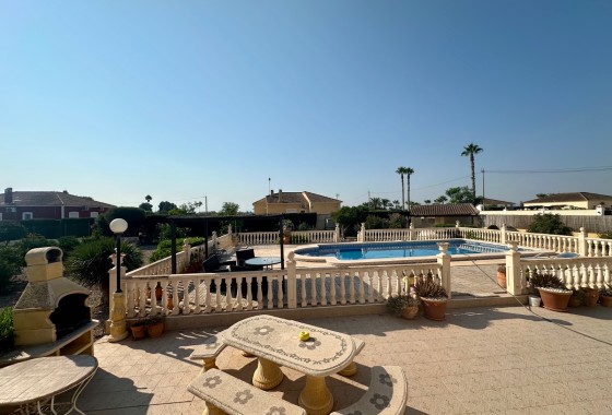 Resale - Finca - Country Property -
Catral