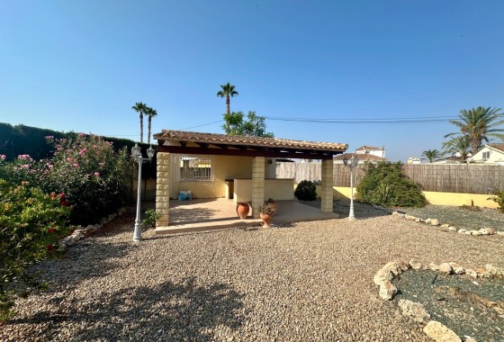 Resale - Finca - Country Property -
Catral