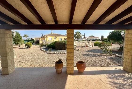 Resale - Finca - Country Property -
Catral